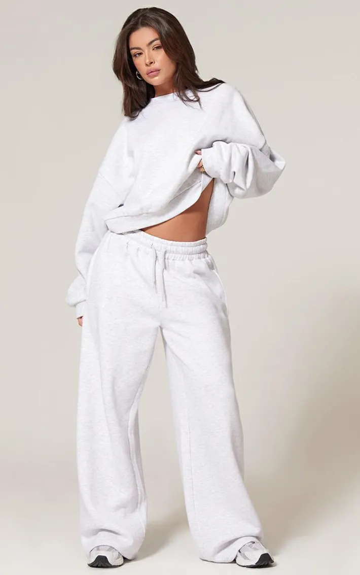 Ash Grey Premium Basic Crew Neck Cropped Sweatshirt