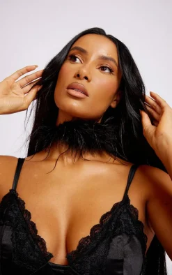 Black Feather Choker