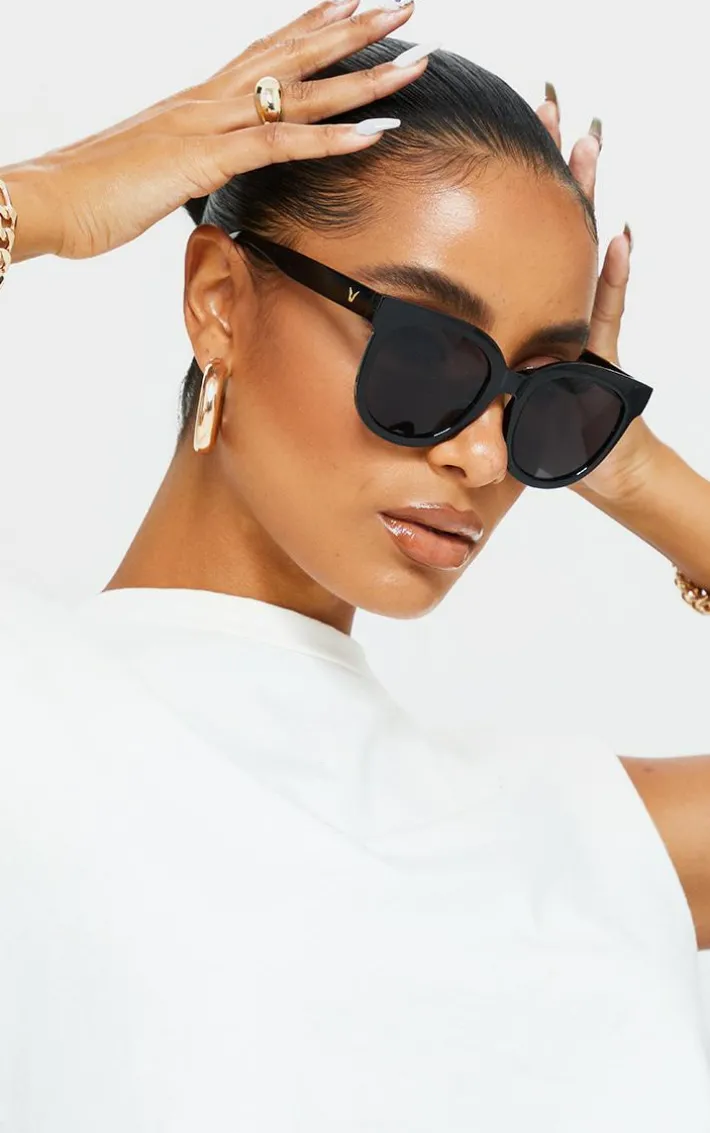 Black Glossy Round Sunglasses