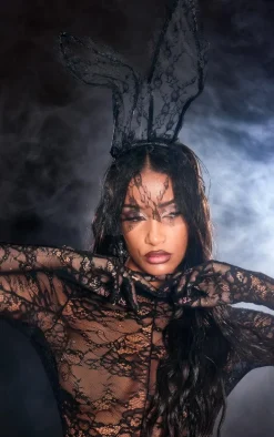 Black Lace Veil Bunny Ears