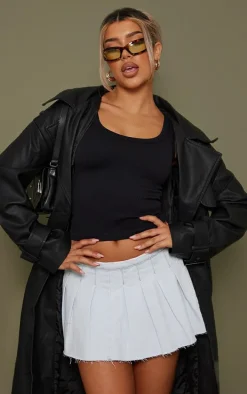 Black Snatched Rib Scoop Vest