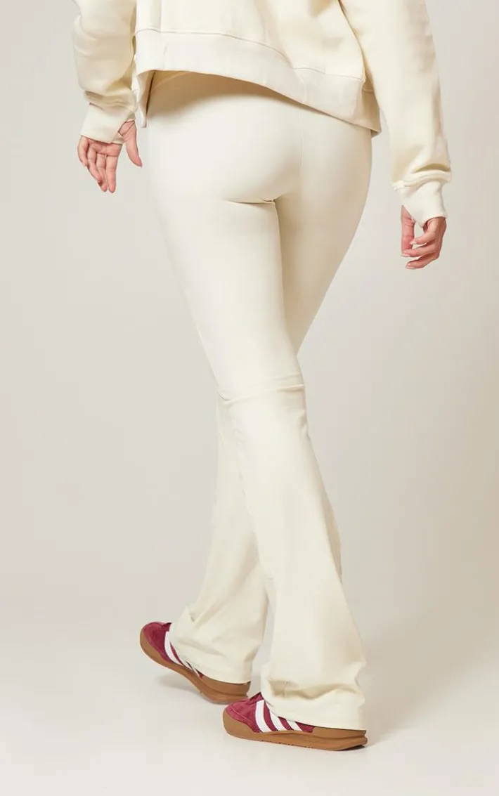 Bone Sculpt Straight Leg Yoga Pants