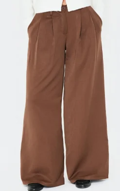 Chocolate Mid Rise Wide Leg Woven Pants