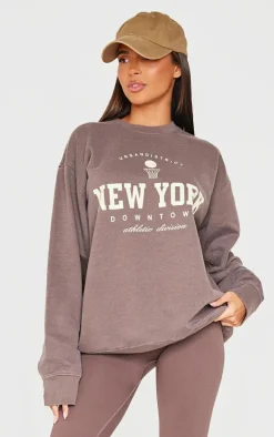Chocolate New York Downtown Graphic Printed Sweatshirt
