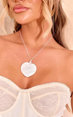 Cream Heart Stone String Necklace