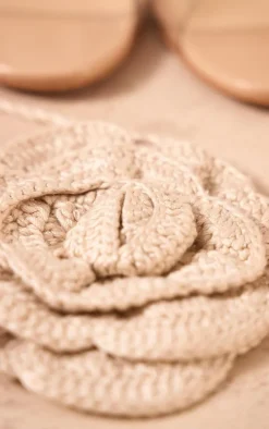 Cream Knitted Corsage Neck Tie