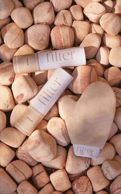 Filter By Molly Mae Tanning Mitt