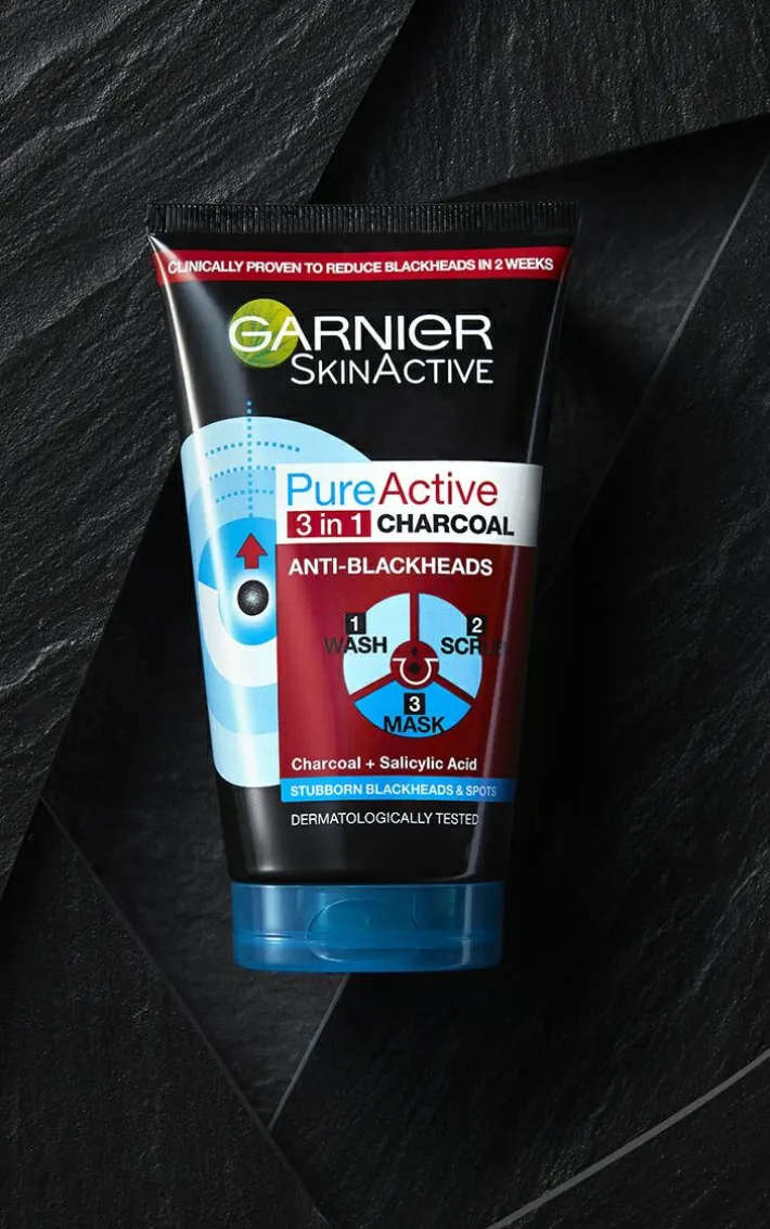 Garnier Pure Active 3in1 Blackhead Mask-Wash-Scrub 150ml Face Cleanser