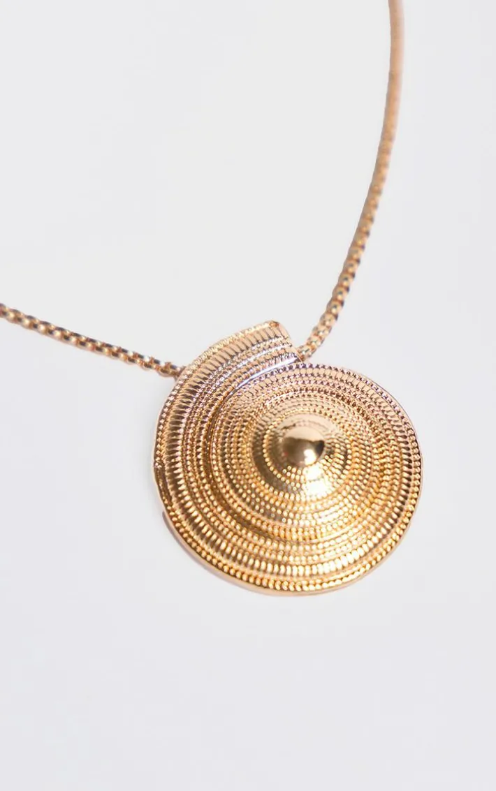 Gold Shell Pendant Necklace