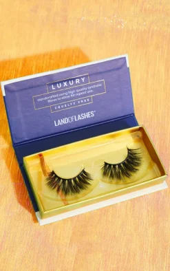 Land of Lashes Luxury Faux Mink Siren