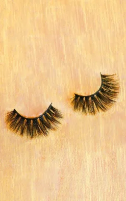 Land of Lashes Luxury Faux Mink Siren