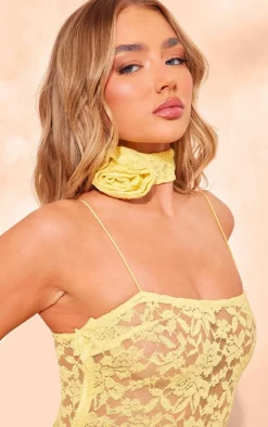 Lemon Lace Tie Corsage
