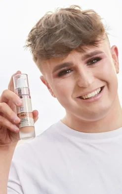 Makeup Revolution IRL Filter Longwear Foundation F8.2