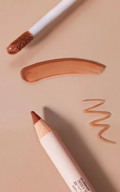 Makeup Revolution Lip Contour Kit Divine