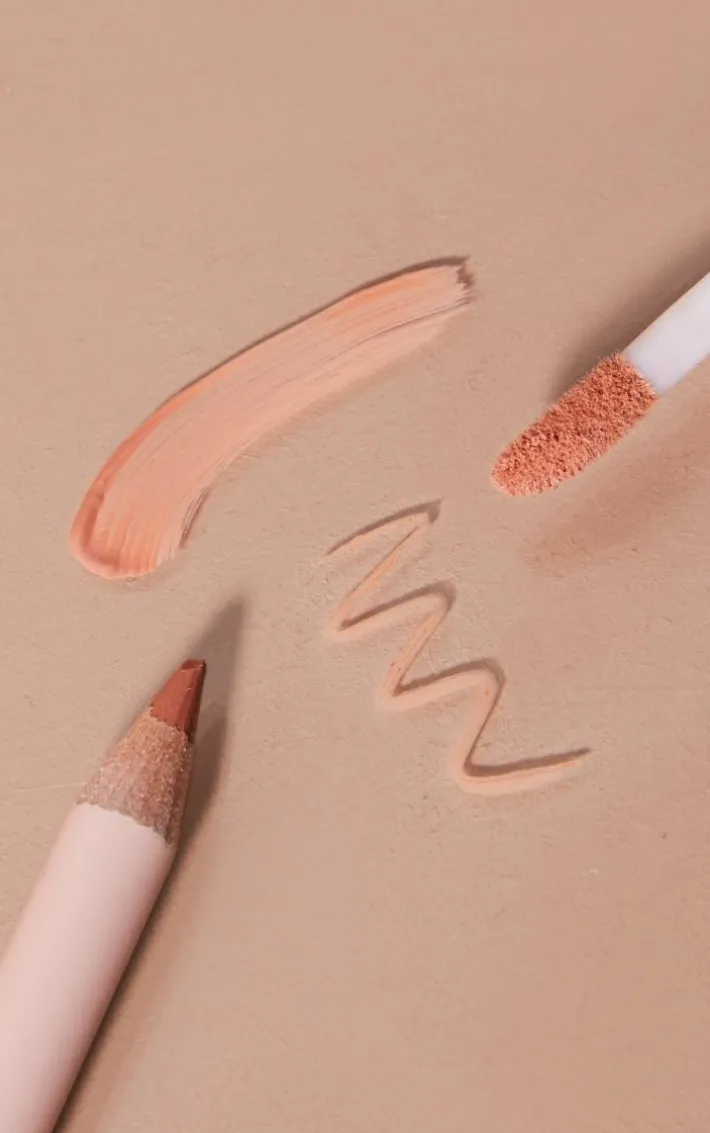Makeup Revolution Lip Contour Kit Stunner