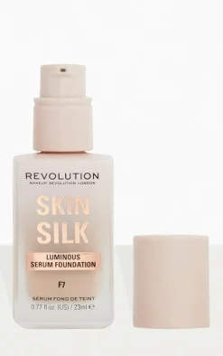 Makeup Revolution Skin Silk Serum Foundation F7