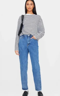 Mid Blue Wash Basic Straight Leg Jean