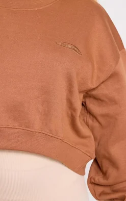 Mocha Studio Mode Embroidered Cropped Sweatshirt