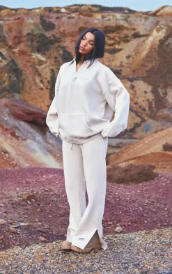 Oatmeal Embroidered Oversized Fit Collar Sweatshirt