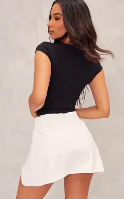 Petite Black Snatched Sculpt V Neck Crop Top