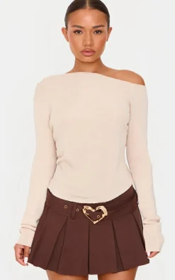 Petite Chocolate Heart Buckle Detail Pleated Mini Skirt