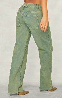 Petite Vintage Bleach Wash Low Waist Long Leg Straight Jeans