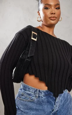 Plus Black Chunky Knit Long Sleeve Dip Hem Crop Top