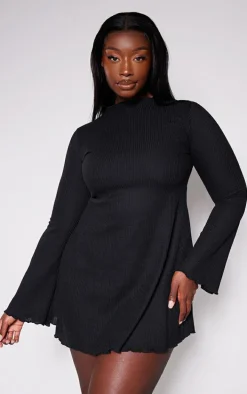 Plus Black Waffle Texture Flare Sleeve Shift Dress