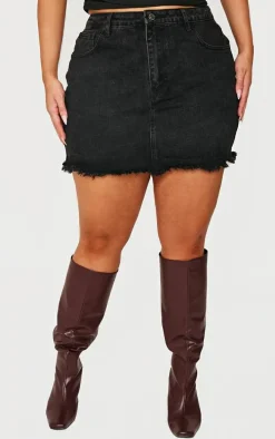 Plus Black Washed Raw Hem Mini Skirt