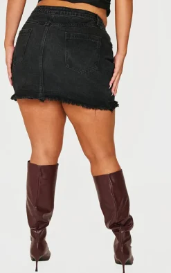 Plus Black Washed Raw Hem Mini Skirt