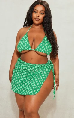 Plus Bright Green Daisy Crochet Sarong