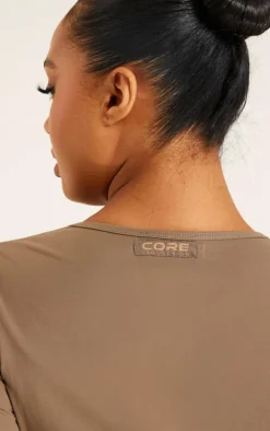 Plus Chocolate Brown Snatched Sculpt Long Sleeve Crop Top