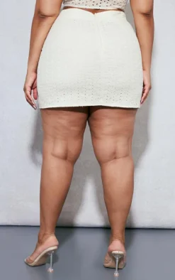 Plus Cream Broderie Anglaise Bodycon Skirt