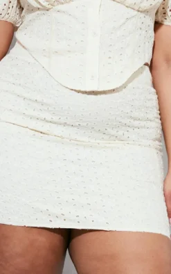 Plus Cream Broderie Anglaise Bodycon Skirt