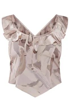 Plus Cream Mark Printed Ruffle Scoop Neck Top