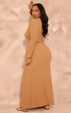 Plus Mocha Crinkle Textured Lettuce Hem Long Sleeve Maxi Dress