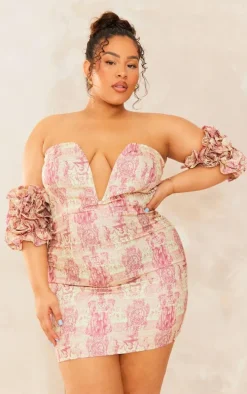 Plus Rose Statue V Neck Ruffle Sleeve Bodycon Dress