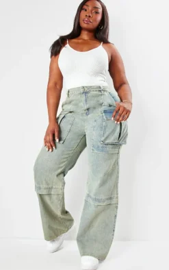 Plus Vintage Wash Cargo Wide Leg Denim Jeans