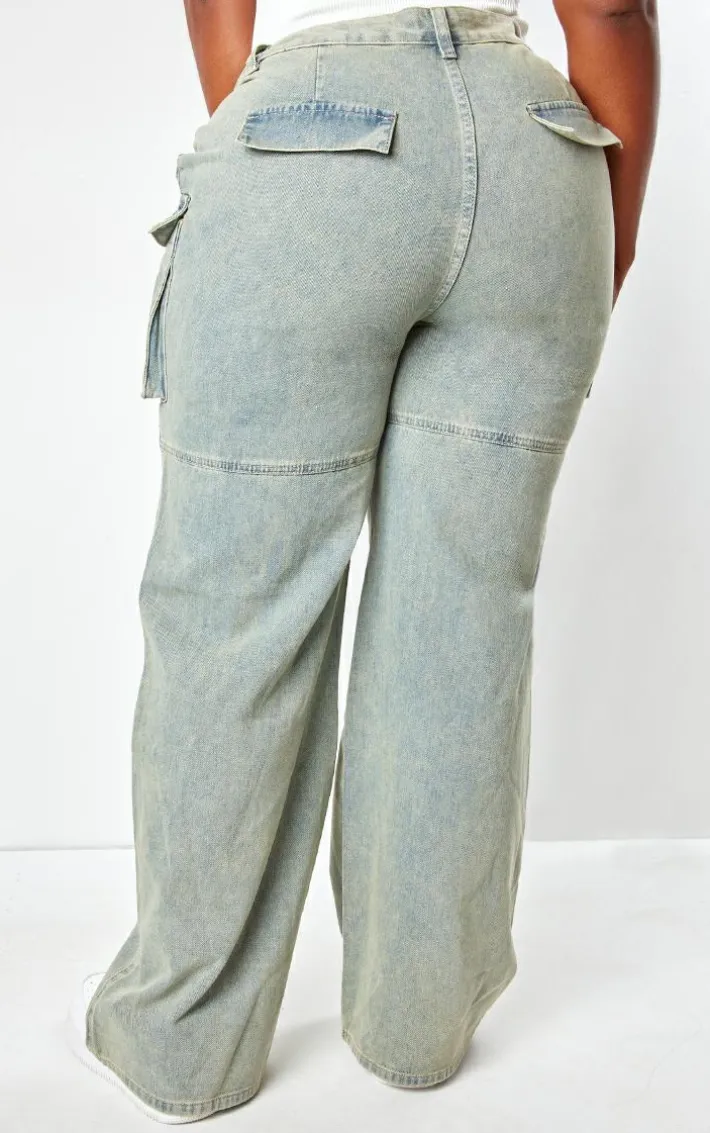 Plus Vintage Wash Cargo Wide Leg Denim Jeans