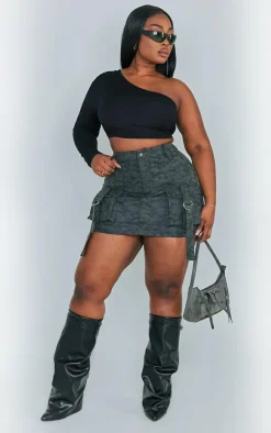 Plus Washed Black Faux Leather Pocket Cargo Mini Skirt