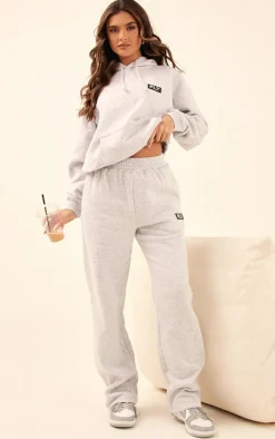 PRETTYLITTLETHING Ash Grey Logo Badge Detail Straight Leg Sweatpant