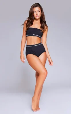 PRETTYLITTLETHING Black Badge Cup Detail Jersey Bralette