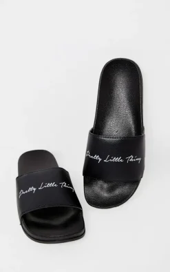 PRETTYLITTLETHING Black Graphic Slides