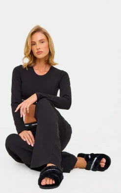 PRETTYLITTLETHING Black Logo Tape Cross Over Slippers