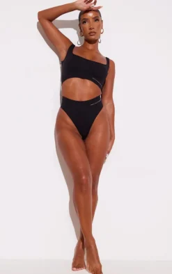 PRETTYLITTLETHING Black Seamless Square Neck Bra