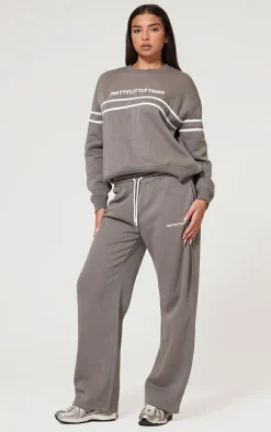 PRETTYLITTLETHING Charcoal Contrast Print Oversized Sweatshirt