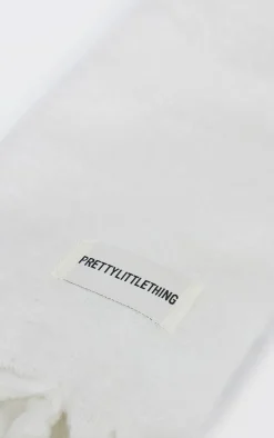PRETTYLITTLETHING Cream Tab Fuzzy Blanket Scarf