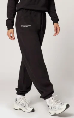 PRETTYLITTLETHING Logo Black Est 2012 Cuffed Sweatpants