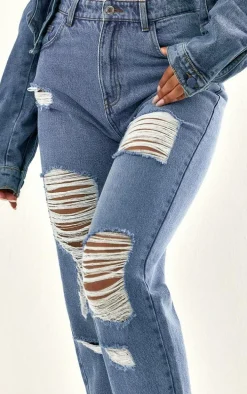 PRETTYLITTLETHING Mid Blue Wash Distressed Mom Jeans