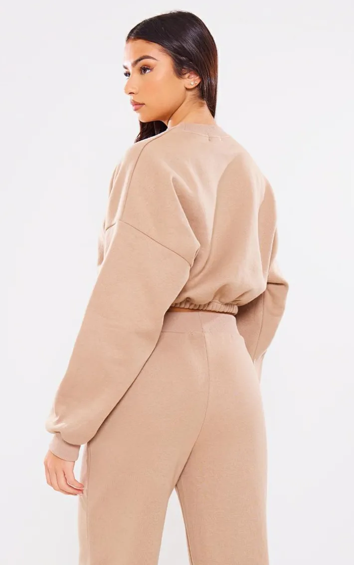 PRETTYLITTLETHING Mocha Logo Oversized Cinched Cropped Sweatshirt